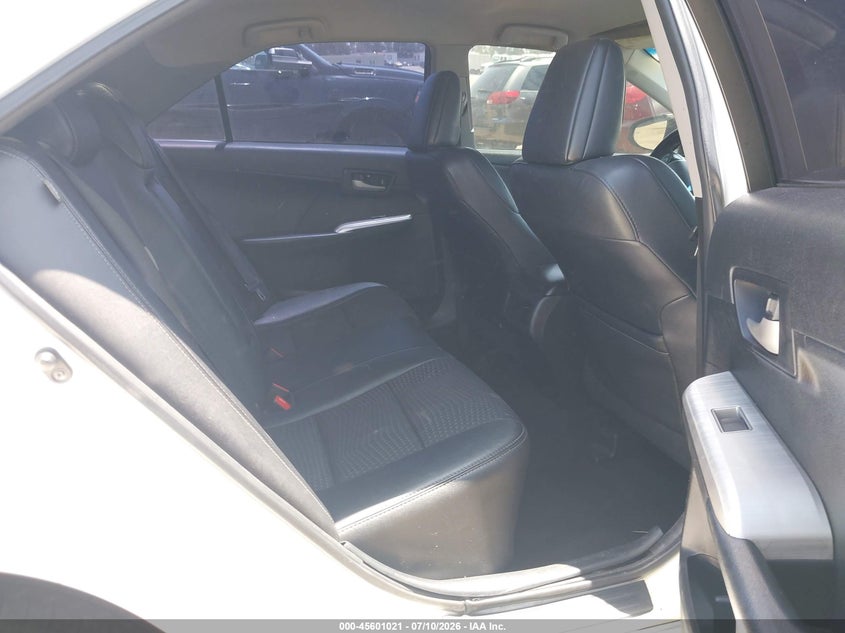 2014 TOYOTA CAMRY auction photo 8