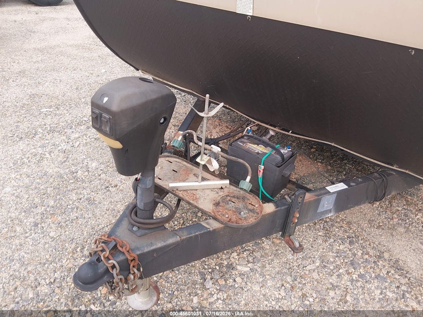 2016 WILDWOOD TRAVEL TRAILER auction photo 7