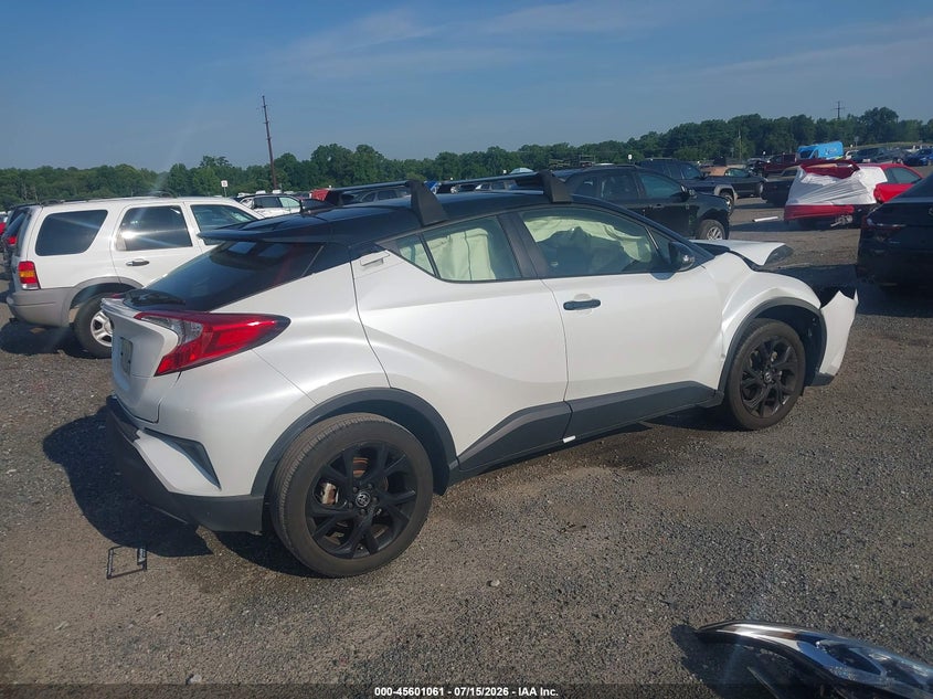 2022 TOYOTA C-HR — zdjęcie 4