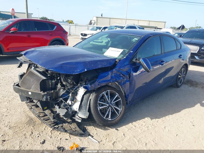2023 KIA FORTE auction photo 2