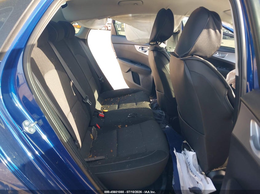 2023 KIA FORTE auction photo 8