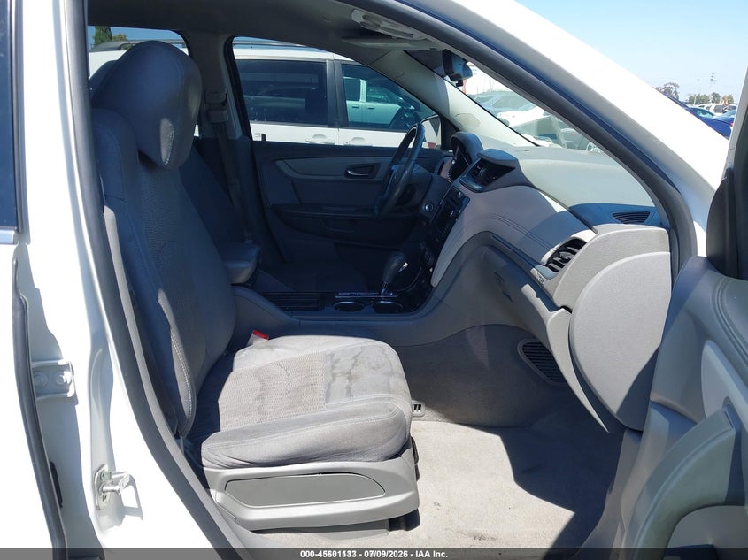 2015 CHEVROLET TRAVERSE auction photo 5