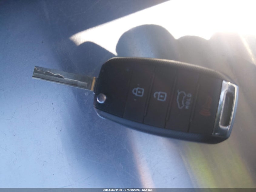2019 Kia Sorento 3.3L S VIN: 5XYPG4A57KG593722 Lot: 45601160