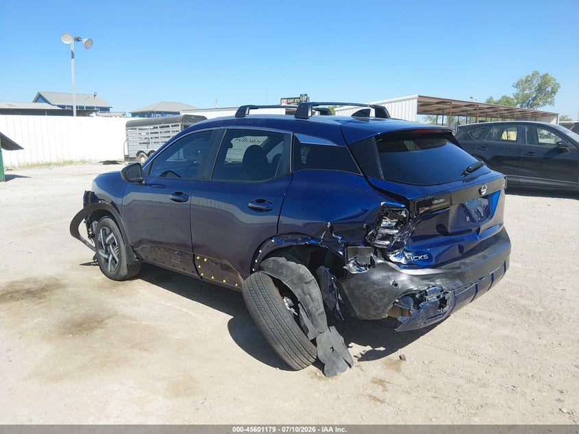 2026 NISSAN KICKS auction photo 3