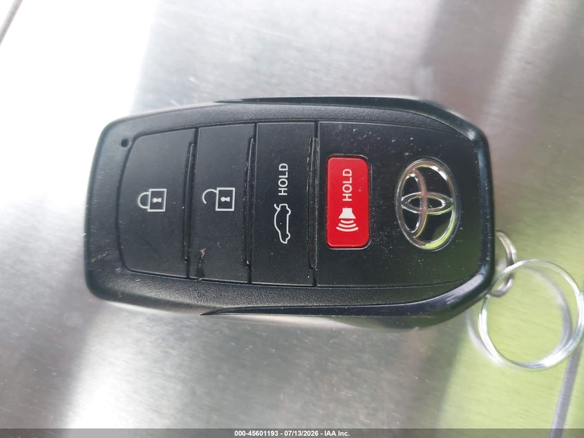 2025 TOYOTA CAMRY SEDAN 2.5L I-4 DI, DOHC, VVT, 184HP