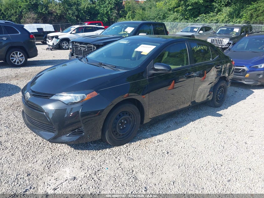 2019 TOYOTA COROLLA auction photo 2