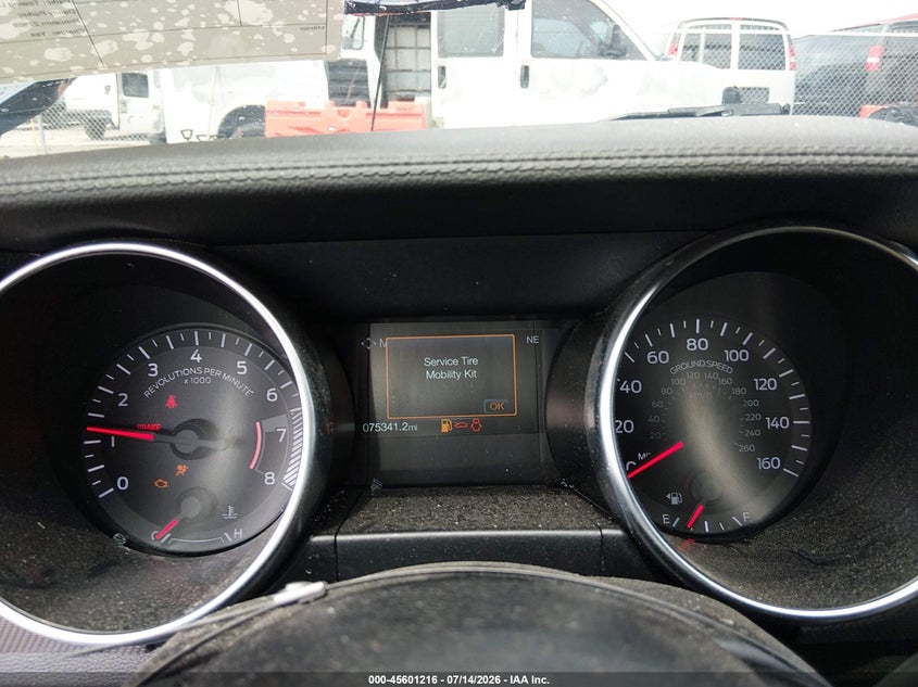 2019 FORD MUSTANG auction photo 7