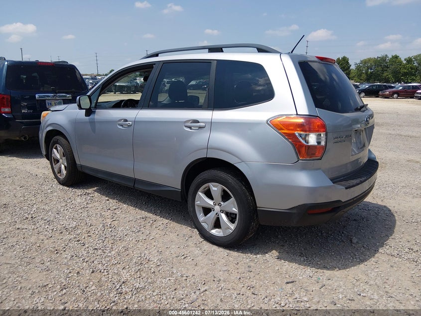 2014 SUBARU FORESTER auction photo 3