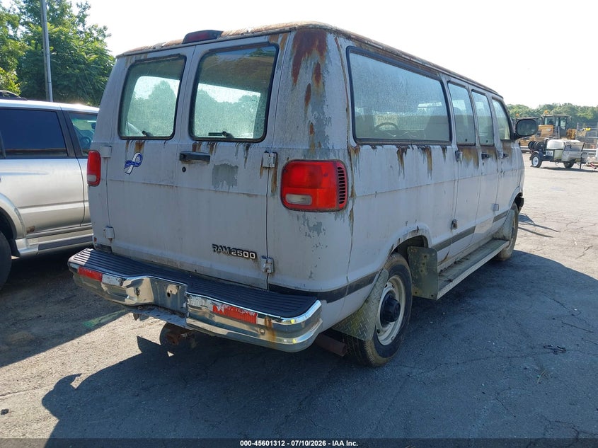 2001 DODGE RAM VAN 2500 auction photo 4
