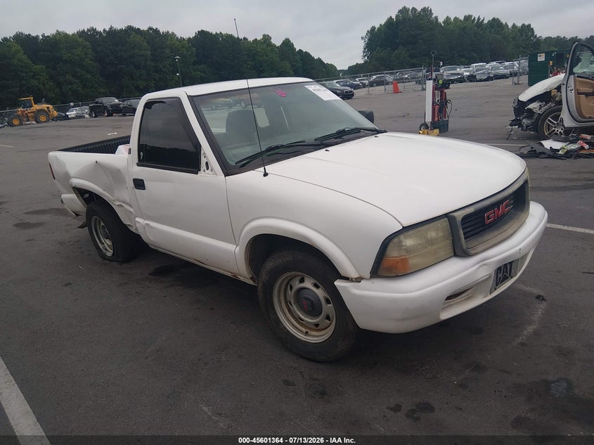 2002 GMC SONOMA auction photo 1