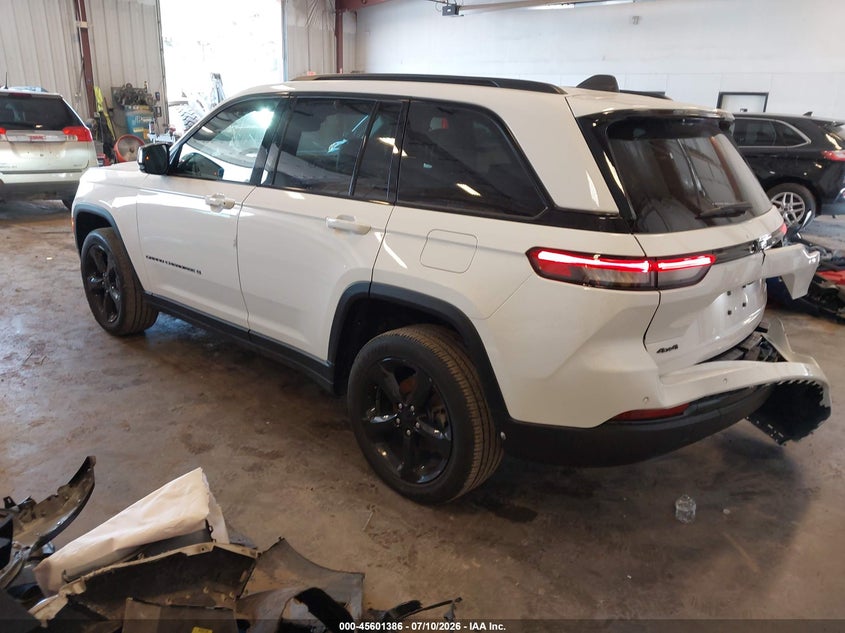 JEEP GRAND CHEROKEE - zdjęcie 3