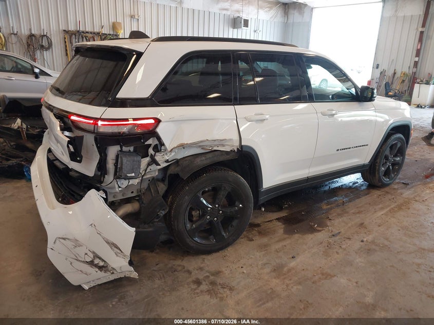 JEEP GRAND CHEROKEE - zdjęcie 4