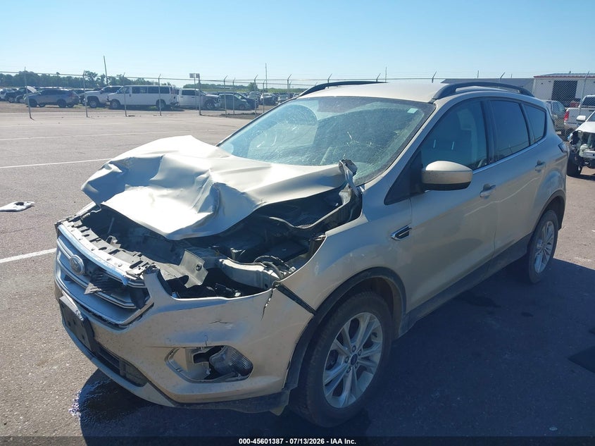 2017 FORD ESCAPE auction photo 2