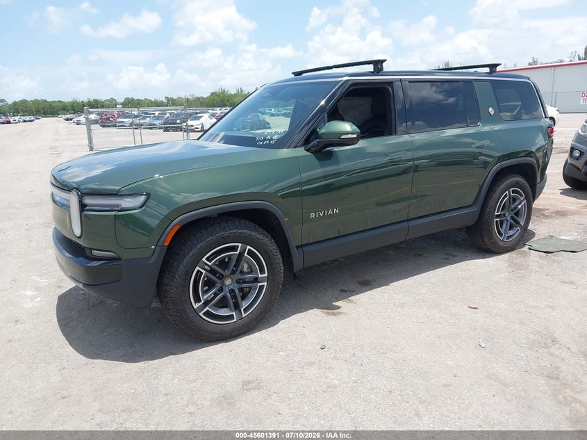 2025 RIVIAN R1S auction photo 2