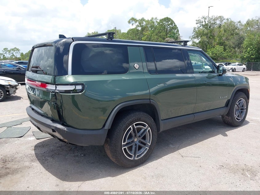 2025 RIVIAN R1S auction photo 4