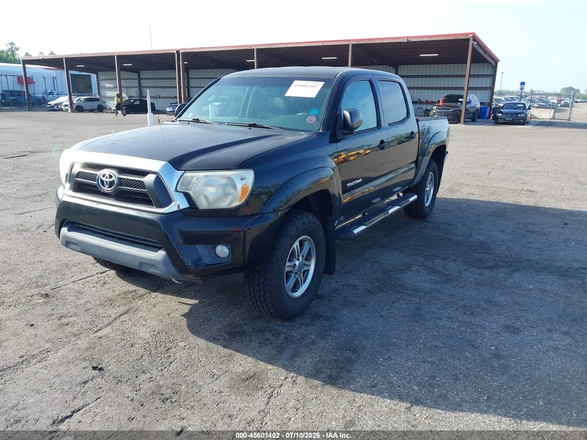 2012 TOYOTA TACOMA auction photo 2
