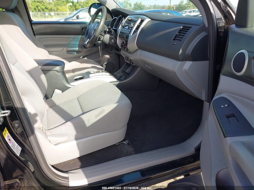 2012 TOYOTA TACOMA auction photo 5