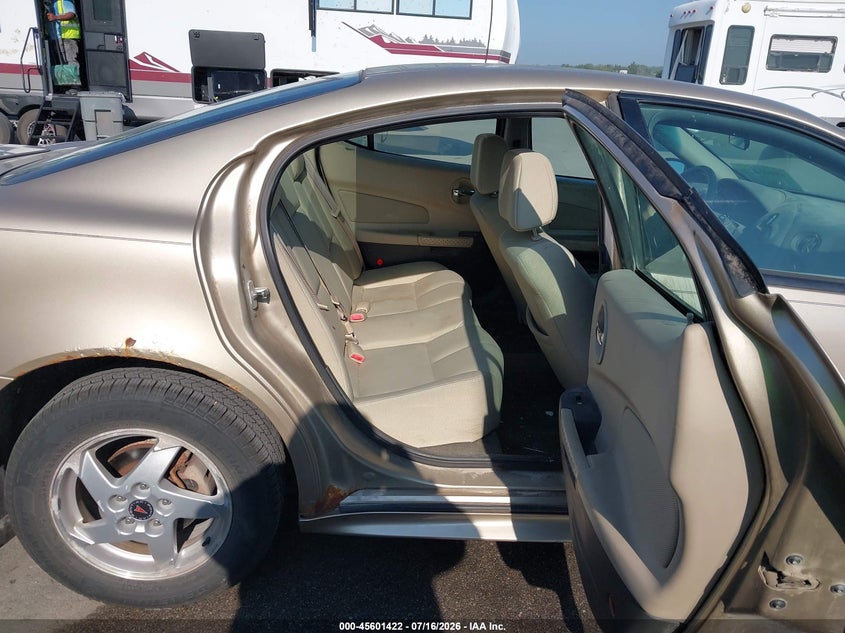 2004 PONTIAC GRAND PRIX auction photo 8