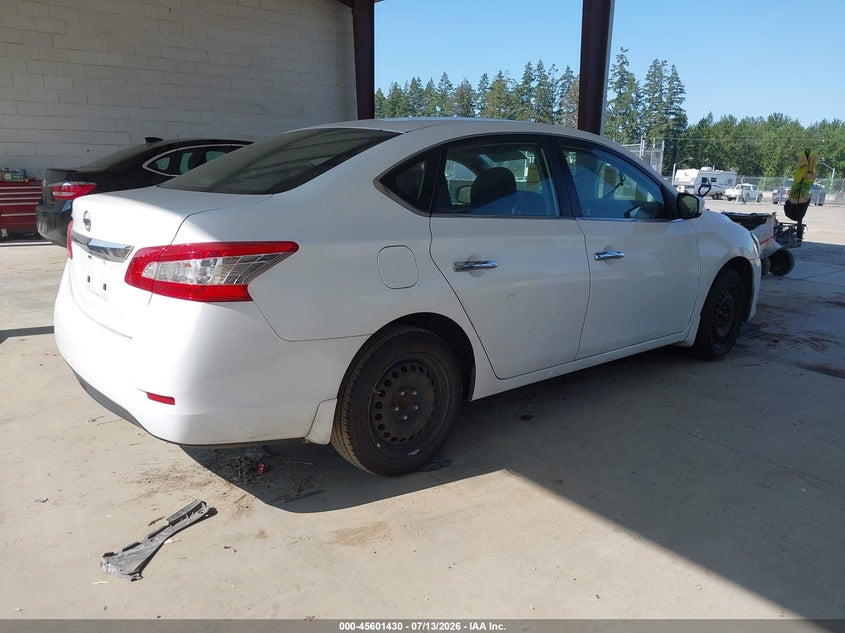 2015 NISSAN SENTRA auction photo 4