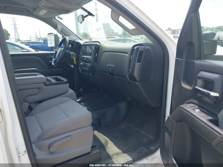2019 CHEVROLET SILVERADO 2500HD auction photo 5