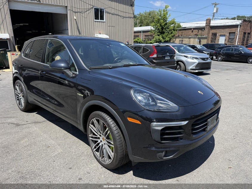 2015 PORSCHE CAYENNE E-HYBRID auction photo 1