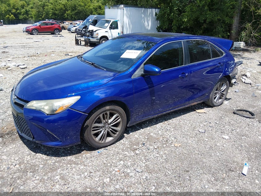 2016 TOYOTA CAMRY auction photo 2