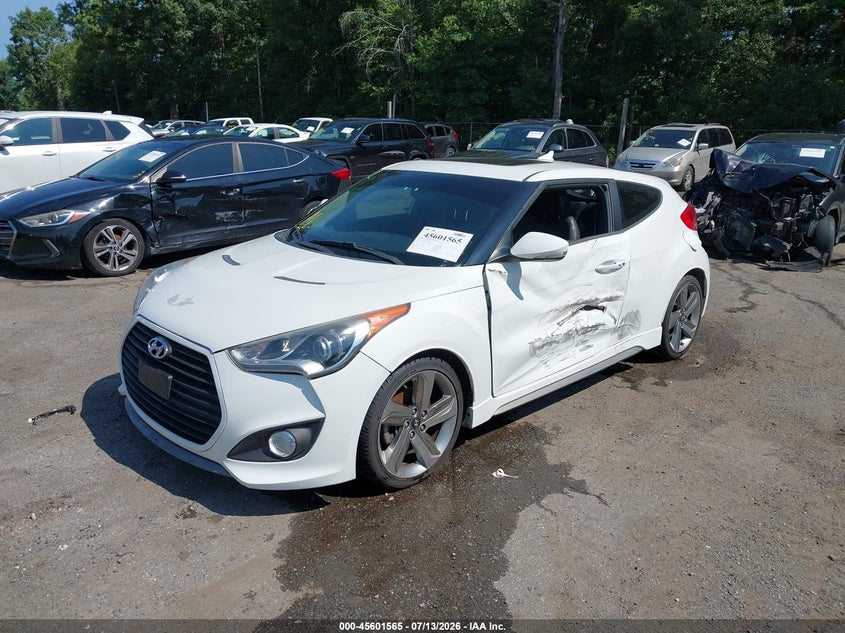 2013 Hyundai Veloster, Левый бок, IAAI, VIN KMHTC6AEXDU136129 — фото 2