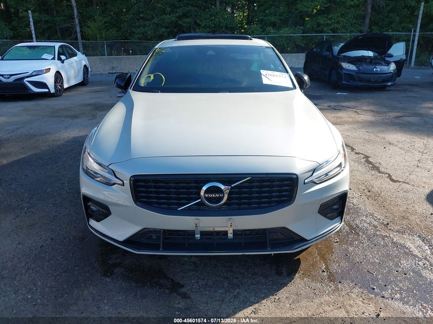 2022 Volvo S60 B5 Momentum VIN: 7JRL12TZ9NG154190 Lot: 45601574