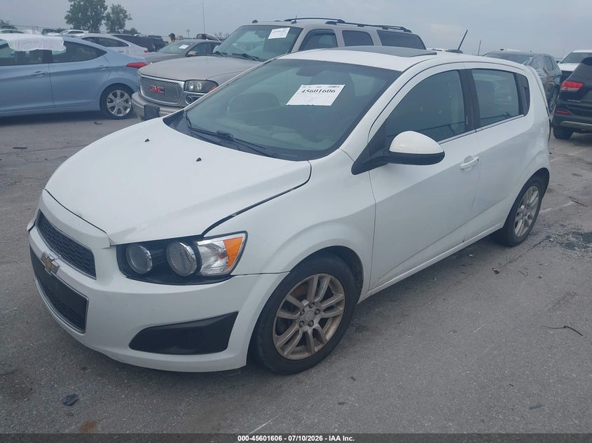 2015 Chevrolet Sonic, Удар сзади, IAAI, VIN 1G1JC6SB2F4170965 — фото 2