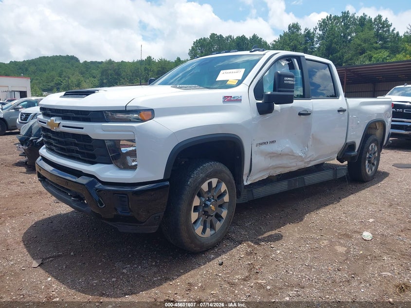 2025 Chevrolet Silverado 2500Hd 4Wd Standard Bed Custom, Левый бок, IAAI, VIN 1GC4KMEYXSF171579 — фото 2