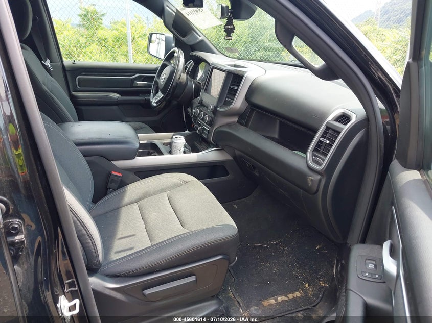 2022 RAM 1500 auction photo 5
