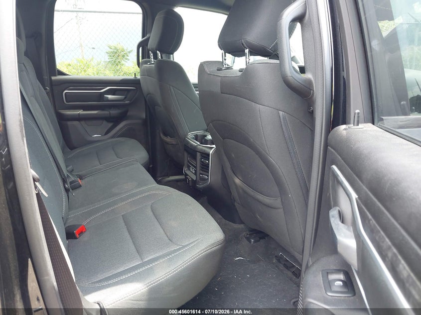 2022 RAM 1500 auction photo 8