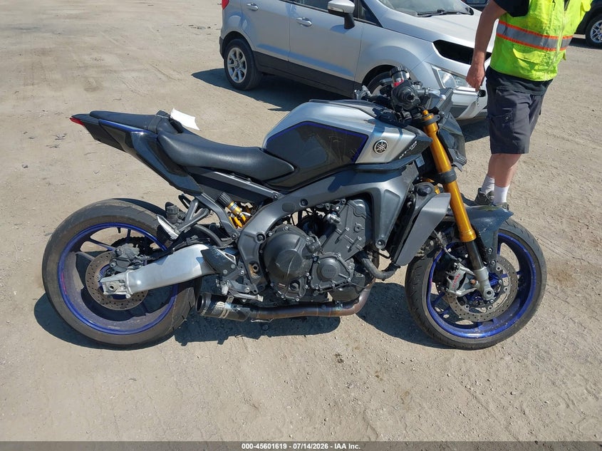 2025 Yamaha Mt09 Sp VIN: JYARN95E4SA001890 Lot: 45601619