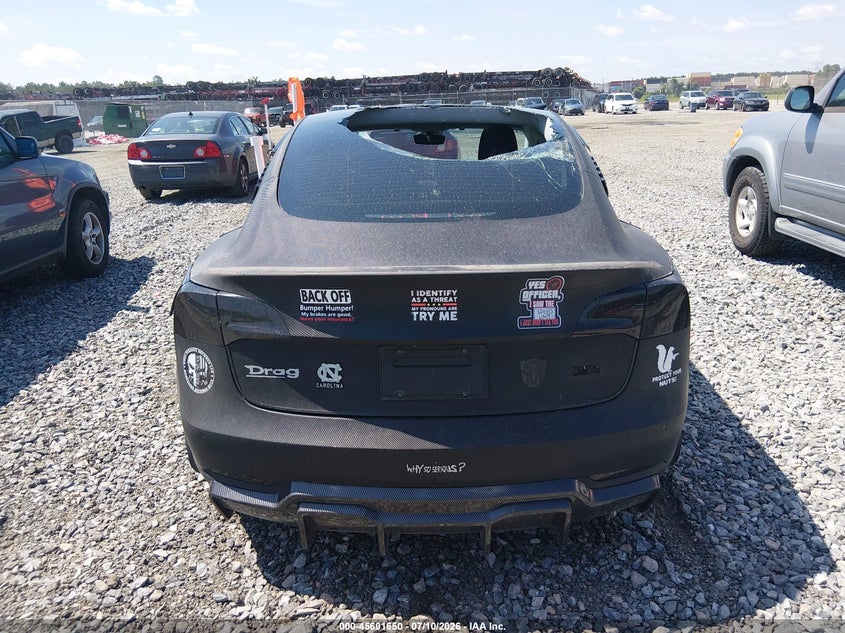 AtlanticExpress - Tesla Model 3