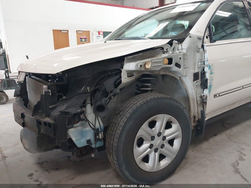 2014 Chevrolet Traverse Ls VIN: 1GNKRFED0EJ268696 Lot: 45601698