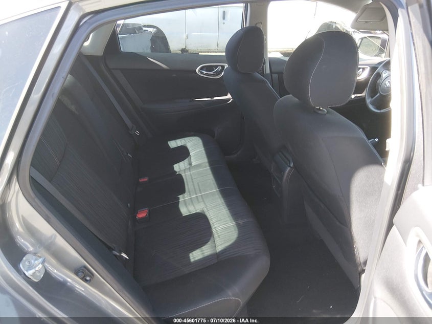 2016 NISSAN SENTRA auction photo 8