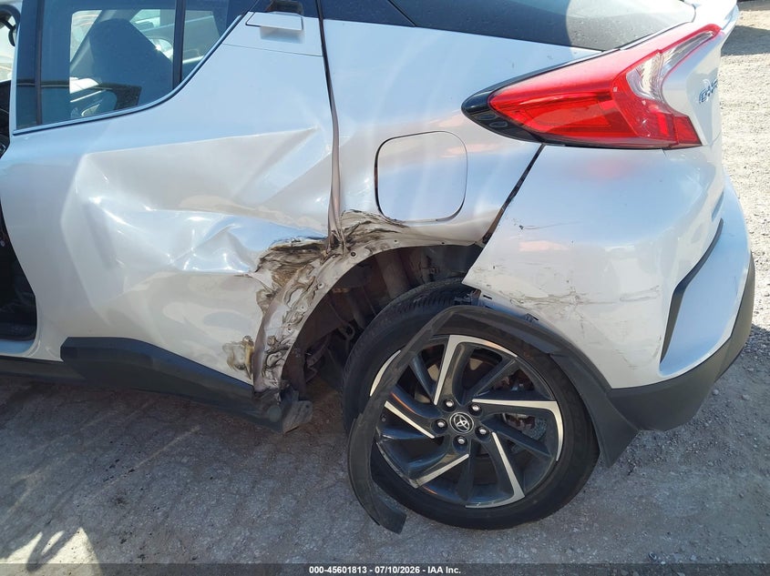 2022 Toyota C-Hr Limited VIN: NMTKHMBX4NR146780 Lot: 45601813