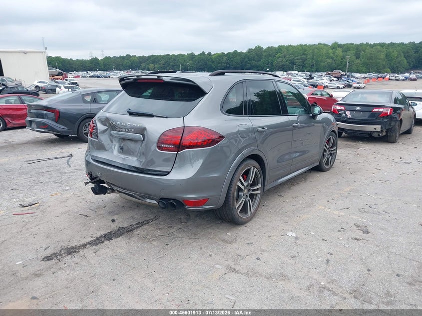 2013 PORSCHE CAYENNE auction photo 4