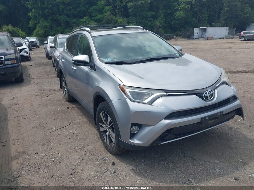 2016 TOYOTA RAV4 XLE