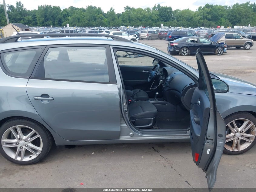 2010 HYUNDAI ELANTRA TOURING auction photo 5