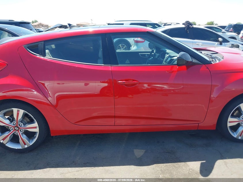 2013 Hyundai Veloster Base W/Gray VIN: KMHTC6AD3DU165608 Lot: 45602035