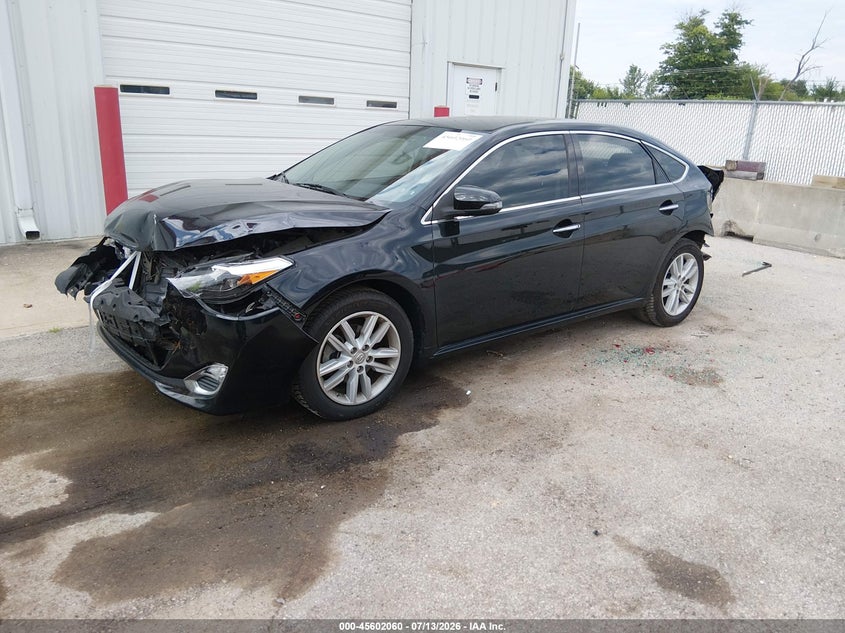 2014 Toyota Avalon, Front & Rear, IAAI, VIN 4T1BK1EB2EU088984 — photo 2