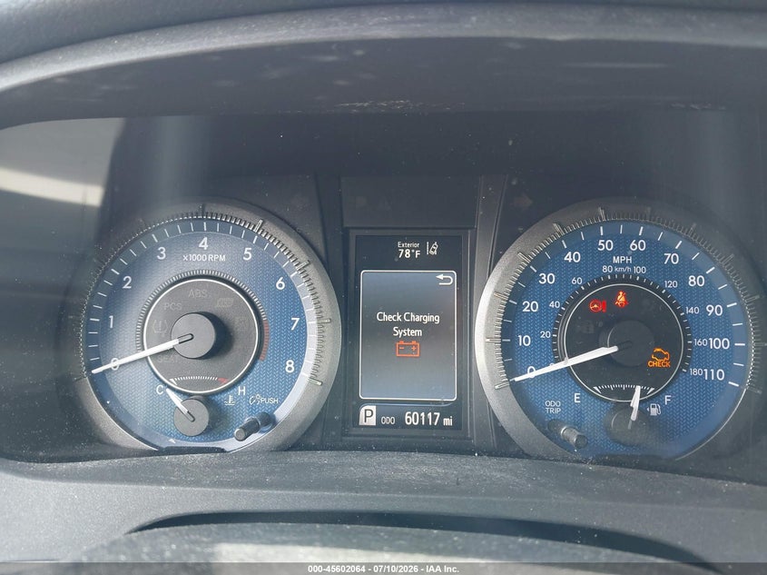 2018 TOYOTA SIENNA auction photo 7