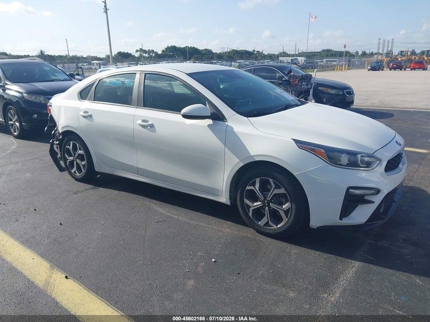Vin: 3kpf24ad7le148090, lot: 46100589, kia forte lxs 2020 img_1