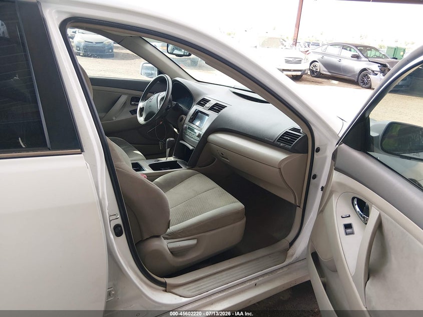 2008 TOYOTA CAMRY HYBRID auction photo 5