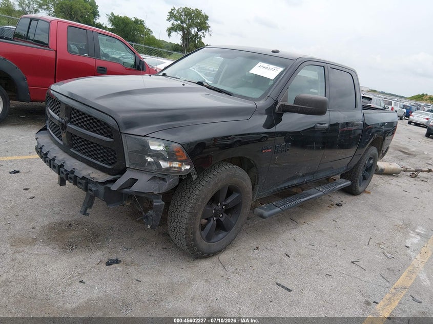Vin: 3c6rr7kt4fg676010, lot: 46100649, ram 1500 express 20152