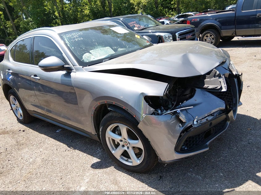 2019 ALFA ROMEO STELVIO auction photo 1