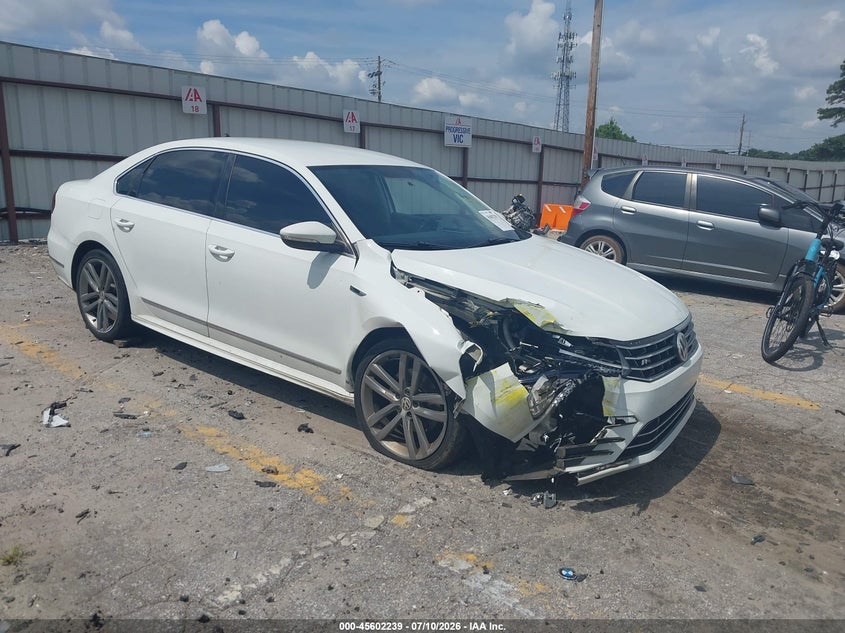 2017 VOLKSWAGEN PASSAT auction photo 1