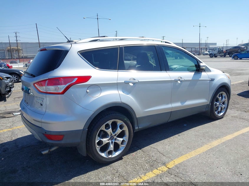 2014 FORD ESCAPE auction photo 4