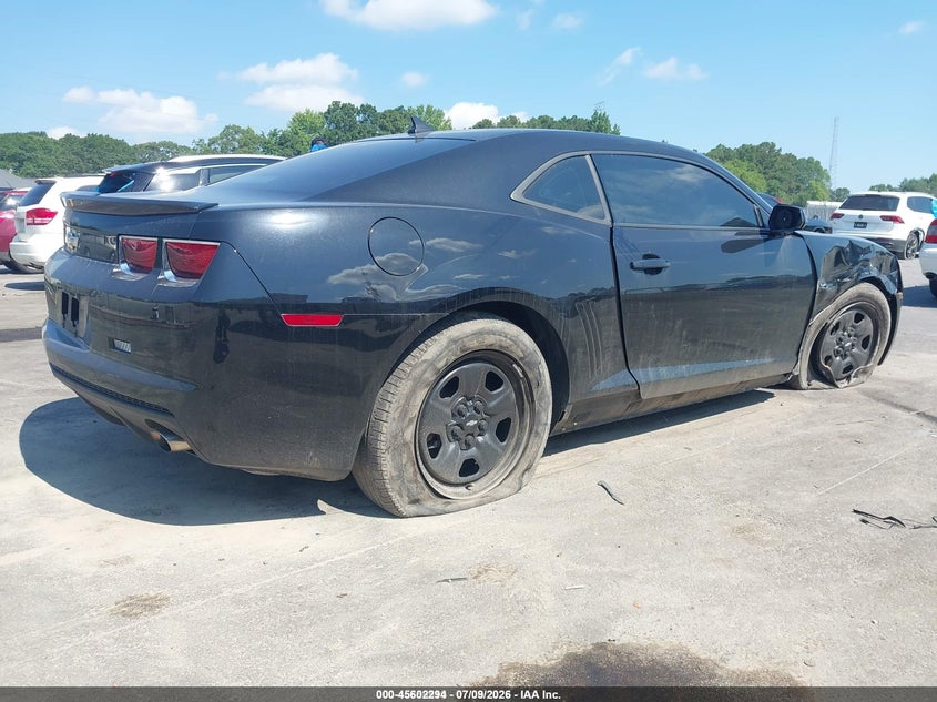 2013 CHEVROLET CAMARO auction photo 4